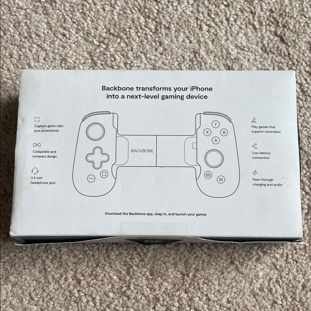 NWT Backbone Black Mobile Gaming Controller - Picture 6 of 7